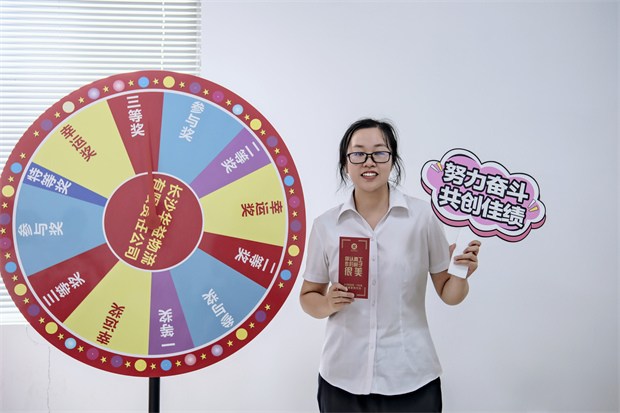 長沙華益物流有限責(zé)任公司,長沙貨物運輸服務(wù),大件貨物物流,代理運輸業(yè)務(wù)